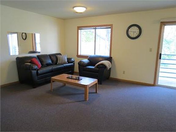 3rd image of 208 N Harvey St #4