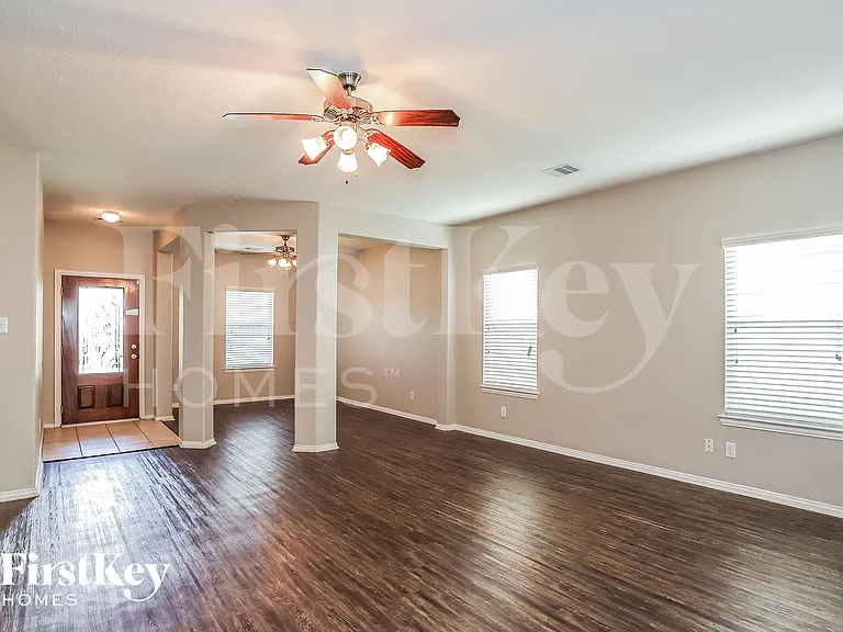 7006 Orchid St — Photo 2