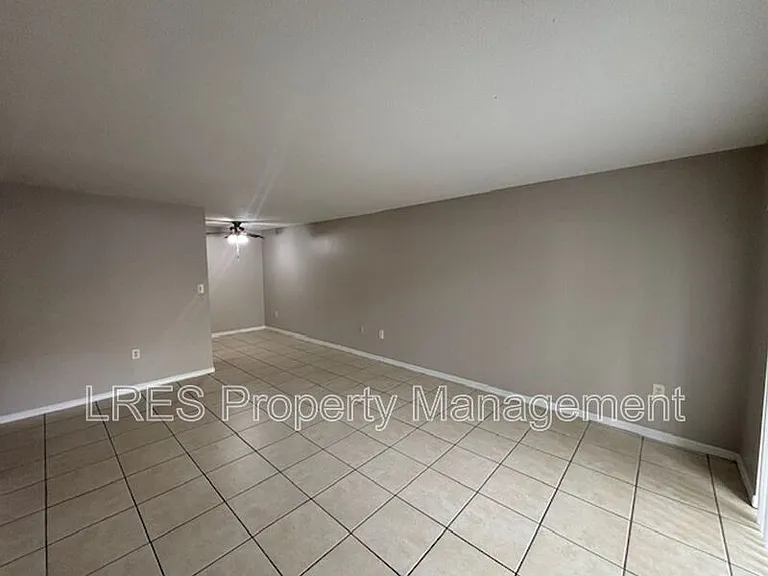 1695 Lee Rd #B107 — Photo 8