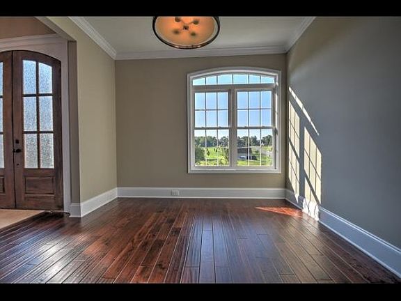 5th image of 243 Lake Vista Cir