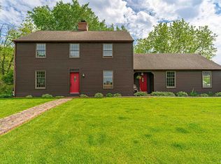 10114 W Lake Camelot Dr, Mapleton, IL 61547