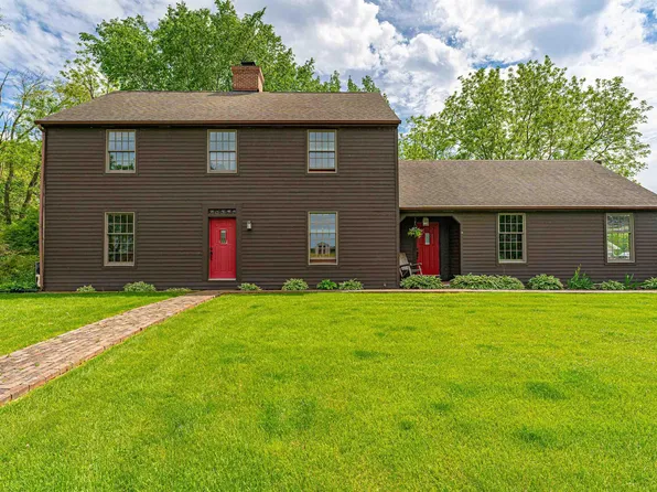 10114 W Lake Camelot Dr, Mapleton, IL 61547