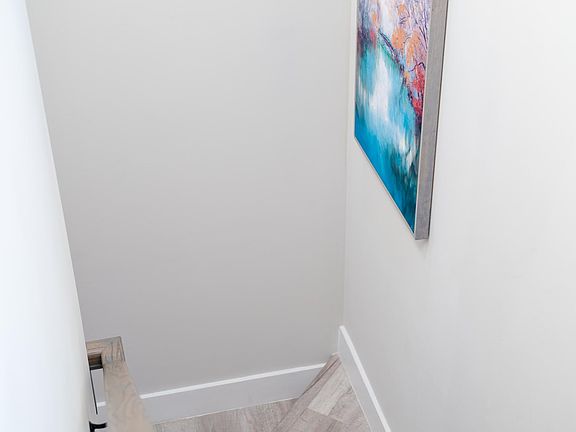 4th image of 817 7th Ave S