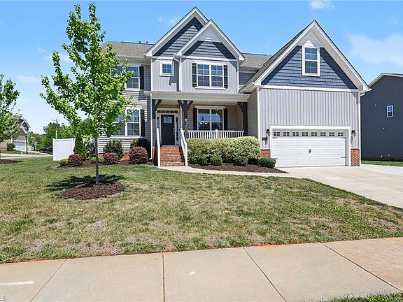 4th image of 8003 Summit Park Dr