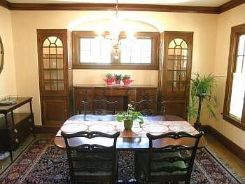 5th image of 1581 Saint Charles Ave