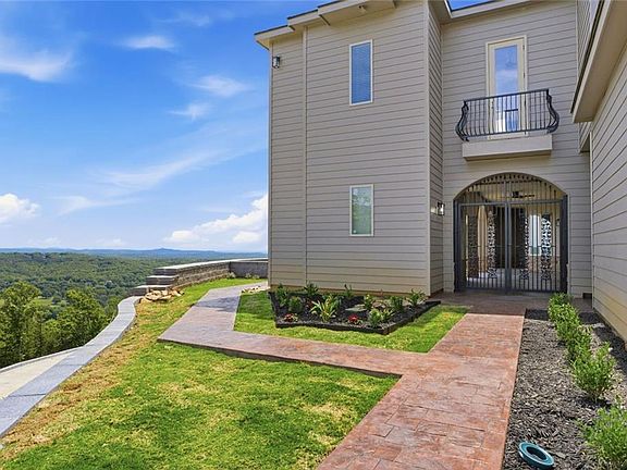 5th image of 511 Orchard Hill Dr