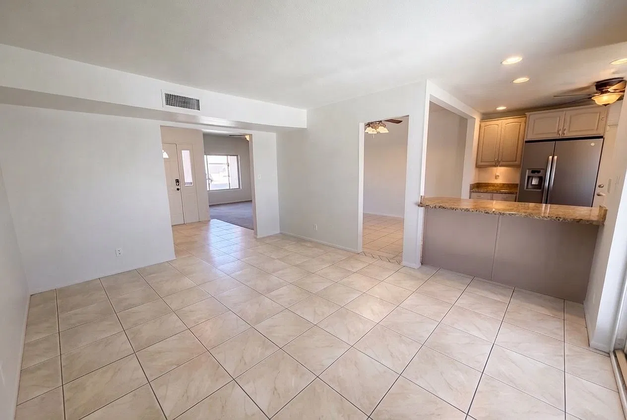 Beautiful single family home for rent Cozy neighborhood — Photo 2