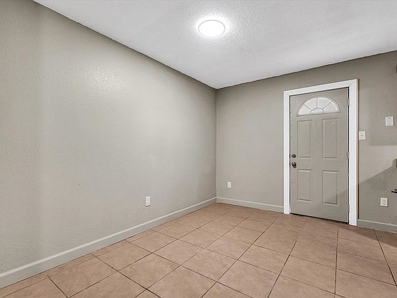 5th image of 1803-1835 Cedar Heights Dr #1829