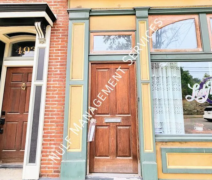4933 Butler St #1 — Photo 6