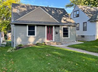 2805 Edgewood Ave S, Saint Louis Park, MN 55426