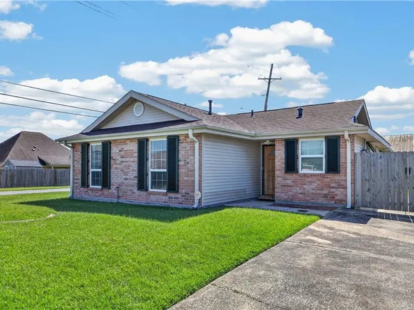 2701 Bayou Lours Ct, Marrero, LA 70072