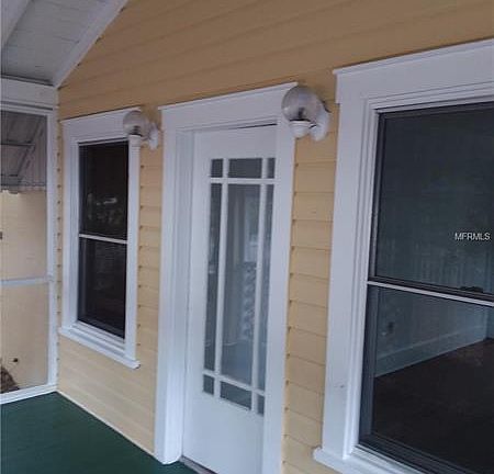 2nd image of 3052 York St S