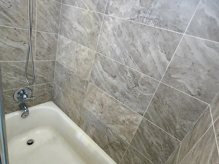 14603 Delano St #18 — Photo 2