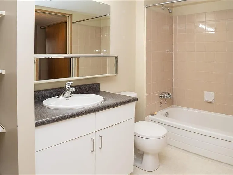 90 Plaza Dr #1209 — Photo 14