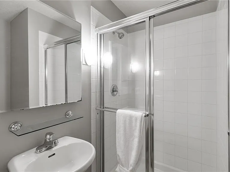 4571 Madison Ave #E-1 — Photo 30