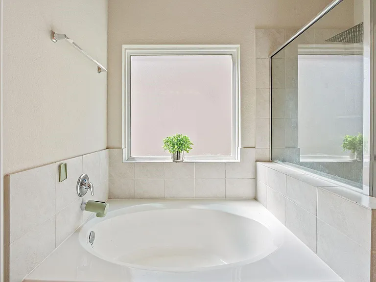 2221 Raider Dr — Photo 26