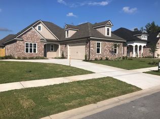 73 Meadow Lake Dr, Freeport, FL 32439