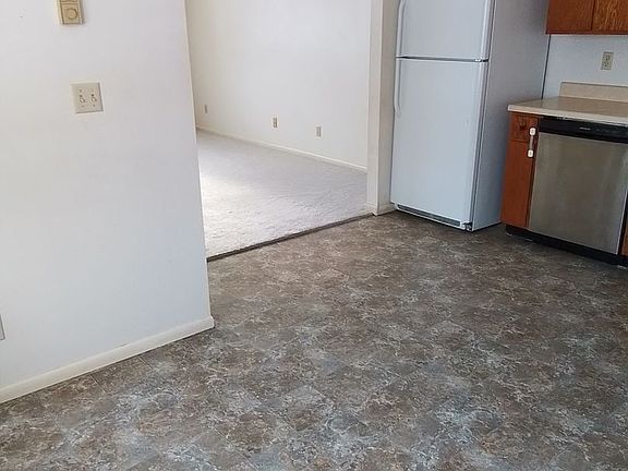 4th image of 7 Cloninger Ln APT B