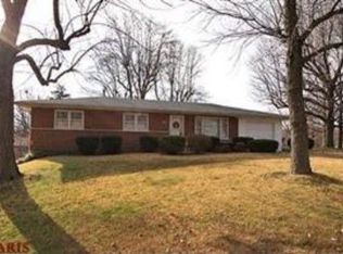 809 Smith Ave, Saint Louis, MO 63135