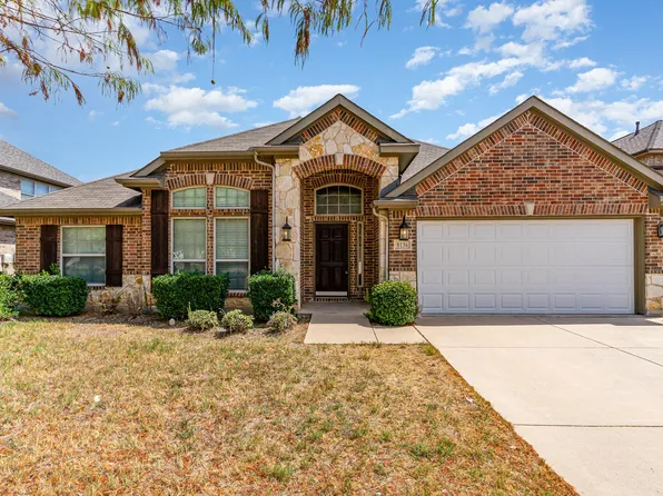 8136 Mountain Cedar Dr, Fort Worth, TX 76131