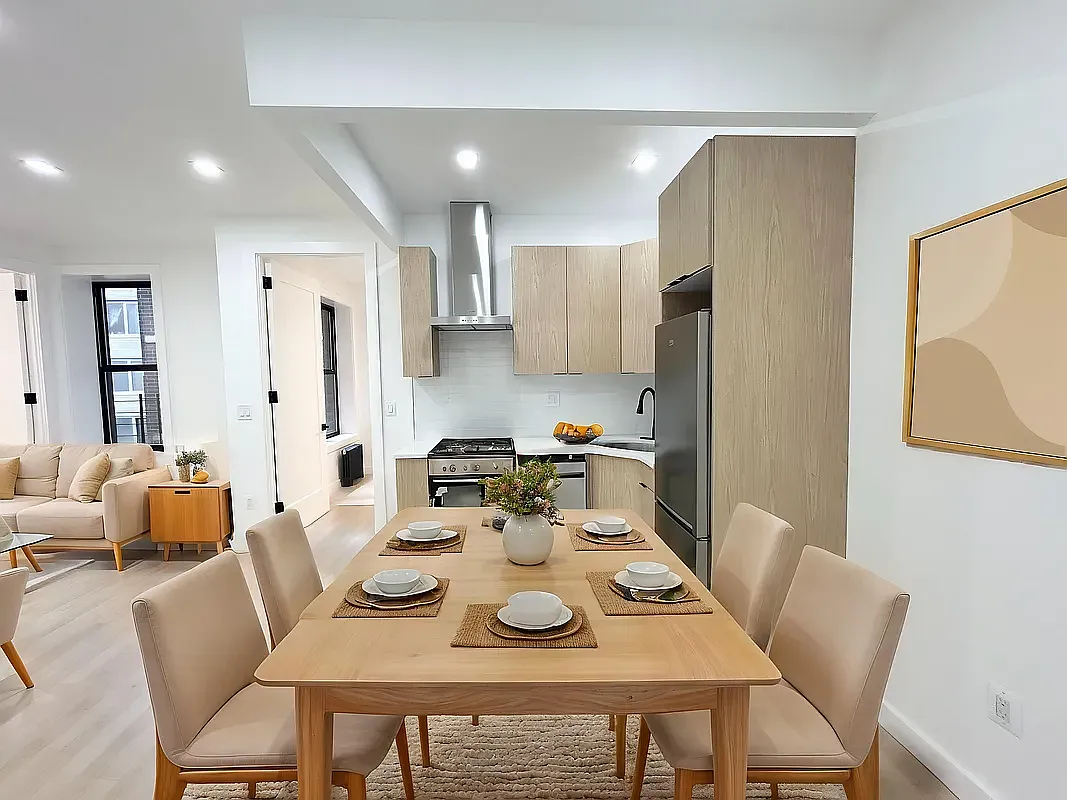 251 West 92nd Street 7EE