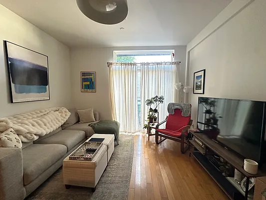Rented by Dream Space Realty | media 2