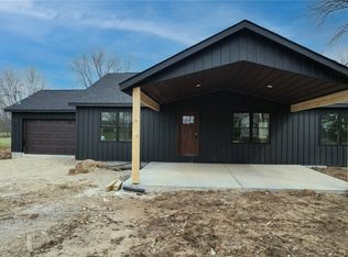 742R Odenwald Dr, Fayetteville, OH 45118