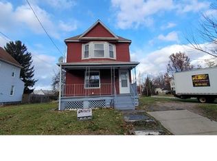 7523 Aetna Rd, Cleveland, OH 44105