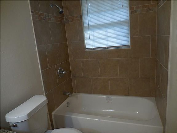 5th image of 435 Harn Dr