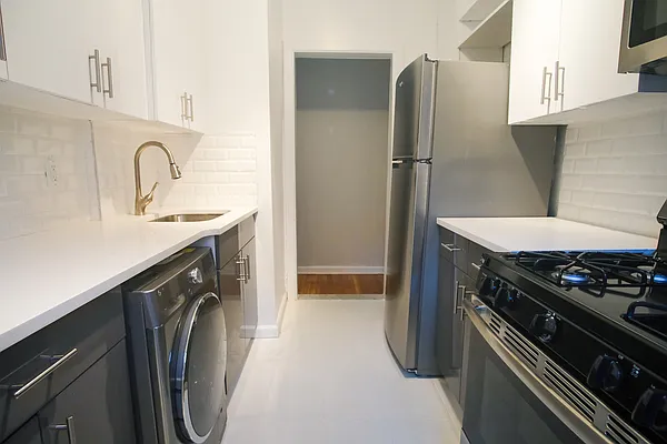 Rented by Bohemia Realty Group | media 2