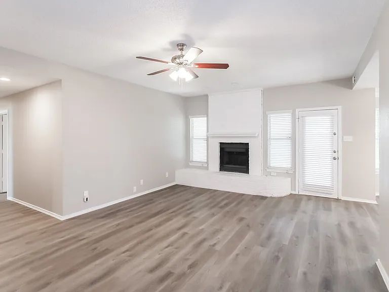 3616 Crosswicks Ct — Photo 5