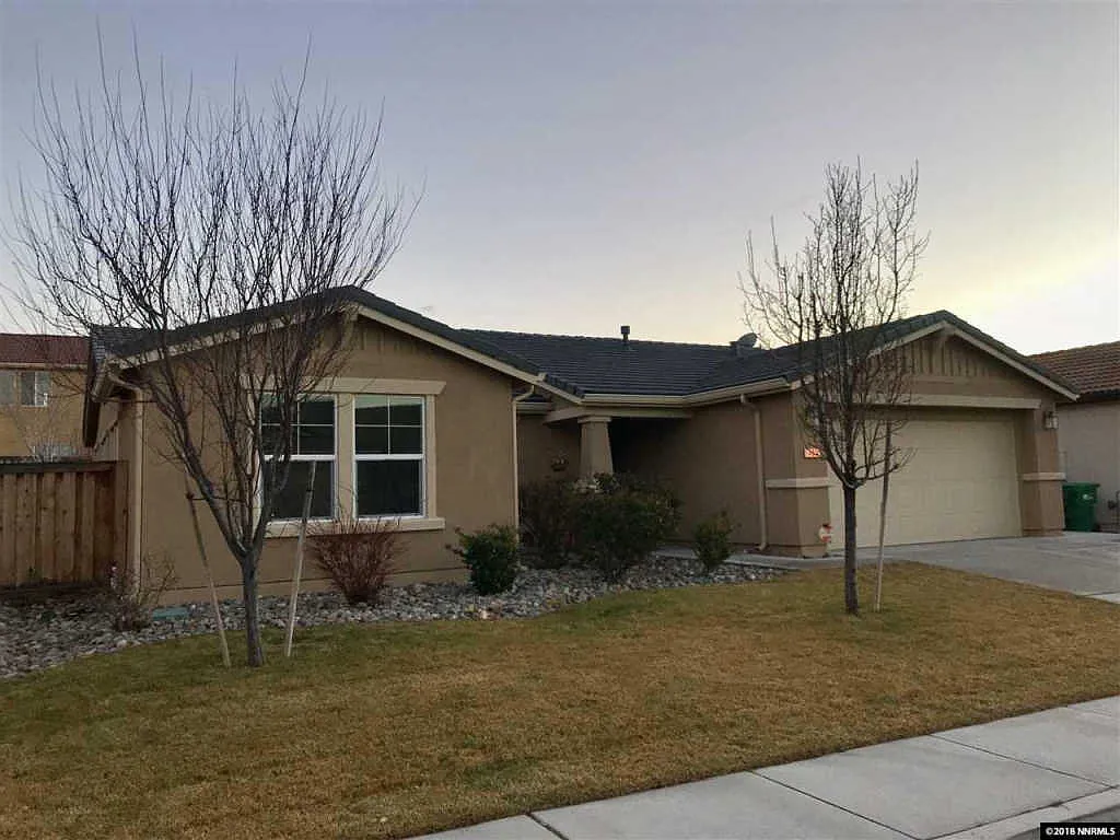 400 Terracina Way photo 1