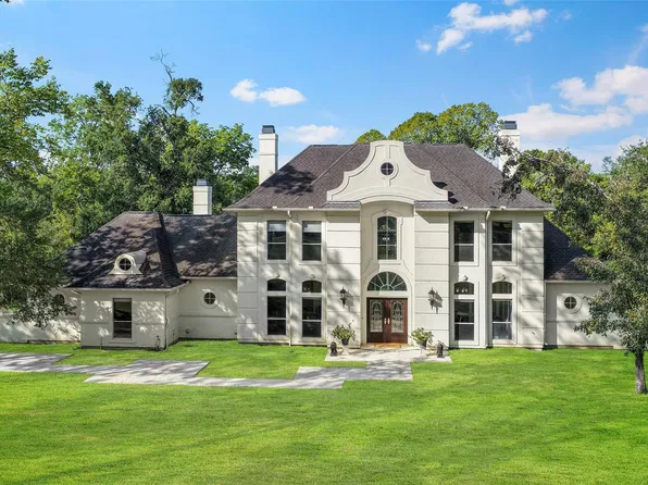 221 Heritage Trl N, Bellville, TX 77418
