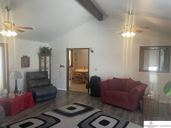 5th image of 5716 N 114th St