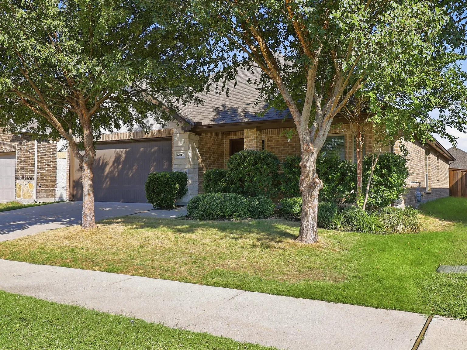 4 bed, 2047 sqft, $2,500 — Photo 4
