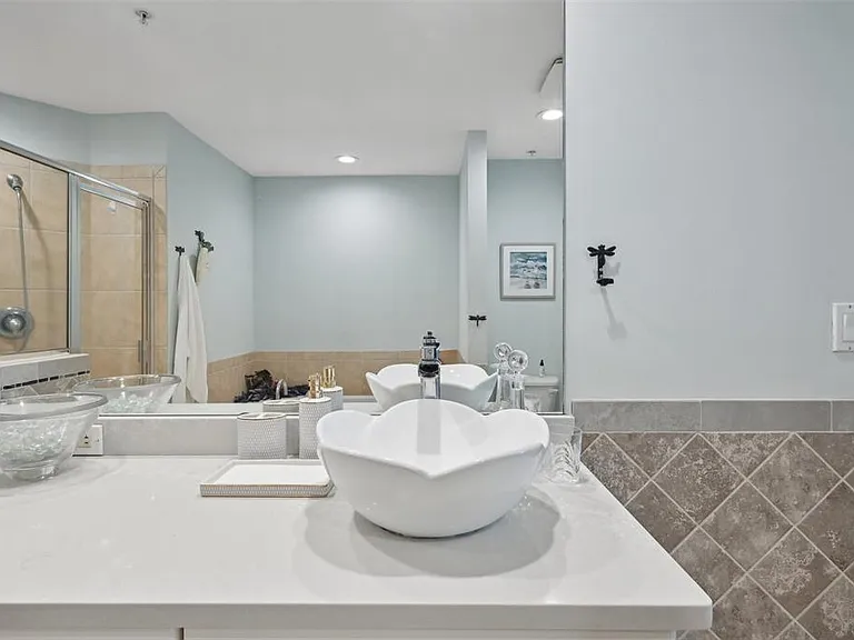 1771 Ringling Blvd #1001 — Photo 48