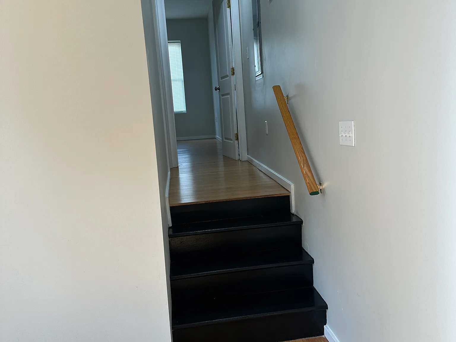 3 bed, 900 sqft, $1,750 — Photo 4
