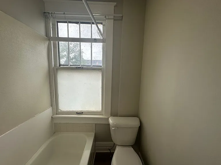 1700 Bedford Ave — Photo 8