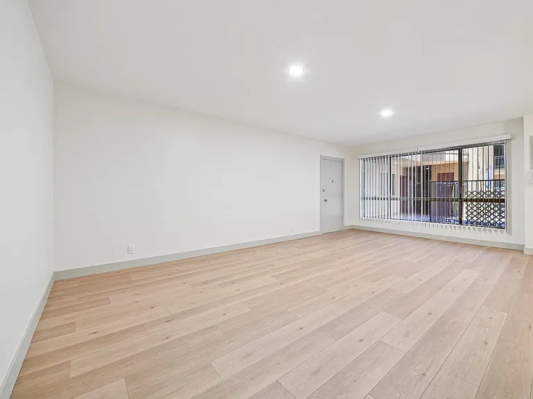 El Dorado - 1342 N. Fuller Avenue — Photo 53
