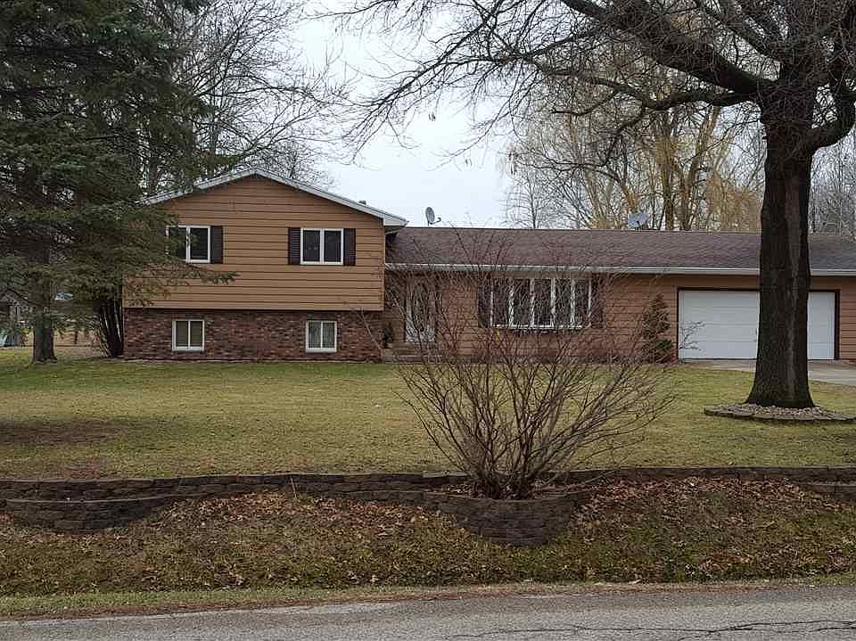 1st image of 140 E Park St