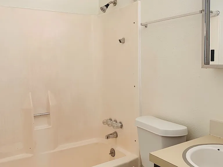 2897 Greenland Drive — Photo 17