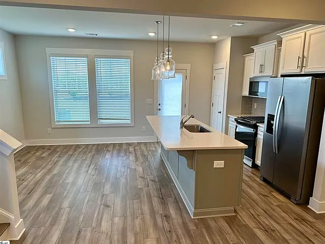 201 Shallons Dr #1 — Photo 6