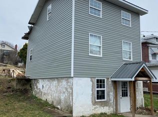 141 N 3rd St, Hamburg, PA 19526