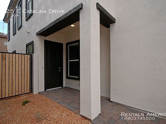 2nd image of 3725 E Catalina Dr