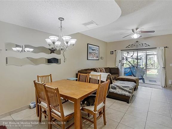 4th image of 8051 Sanibel Dr