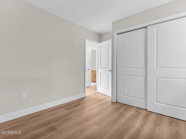 107 Tavistock Dr — Photo 8