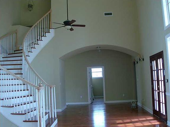 5th image of 147 Rue De Hunter
