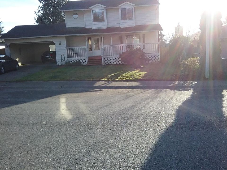 1st image of 2630 198th Pl SW