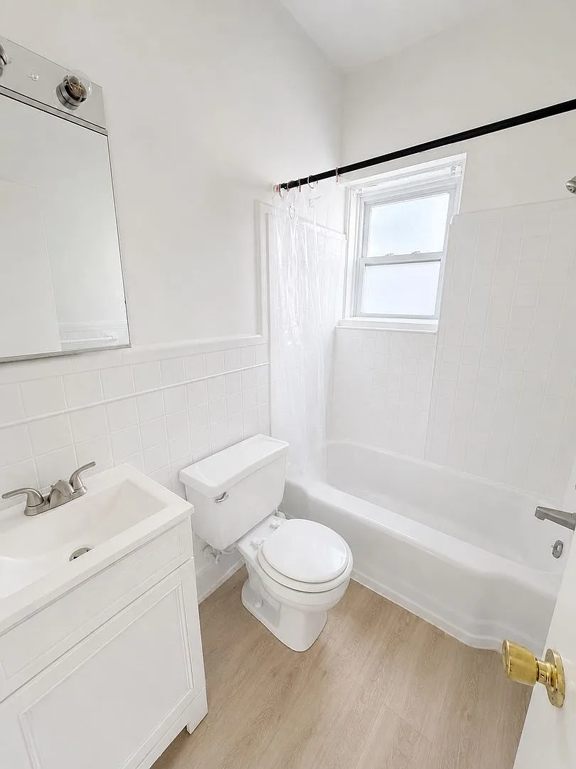 19 S. Weymouth Avenue — Photo 2