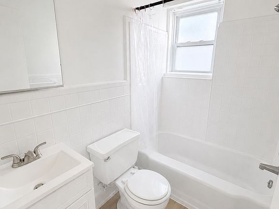 2nd image of 19 S Weymouth Ave #1A